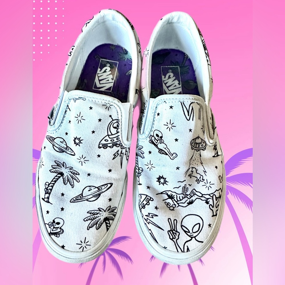 Vans Unidentified U-Paint White Classic Slip-O- Women’s Size 10/Men’s Size 8.5
